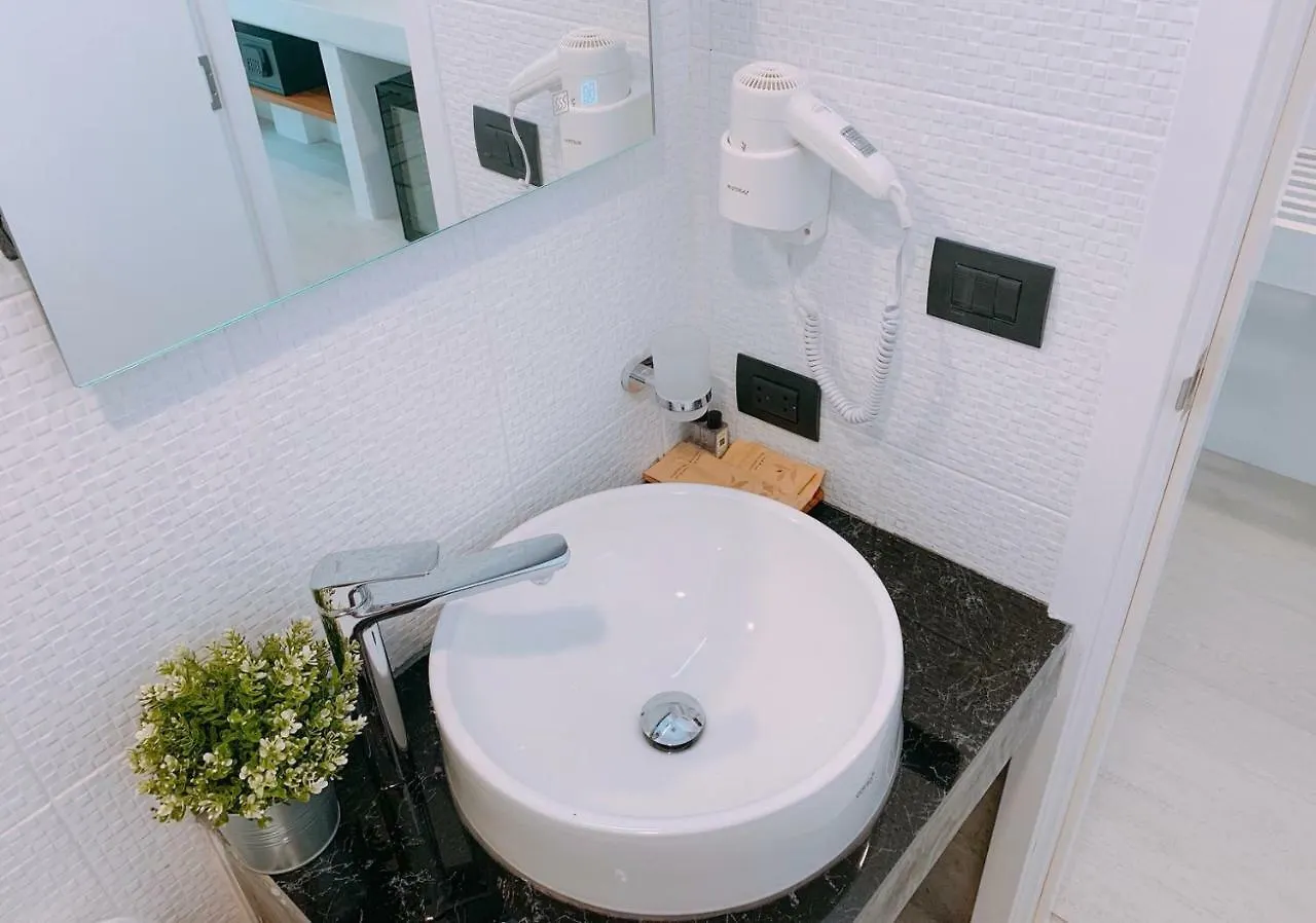 קו טאו Blue Tao Beach Hotel - Sha Plus תאילנד